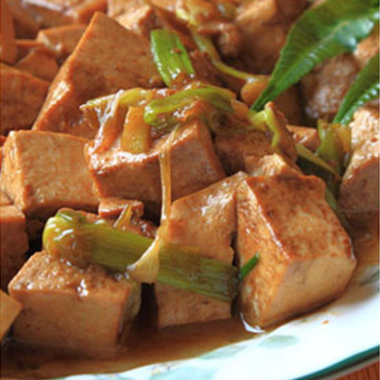 Marinierter Tofu mit Sojasprossen